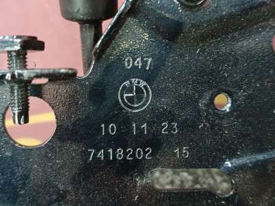 Б/у Петля капота права BMW X5 G05