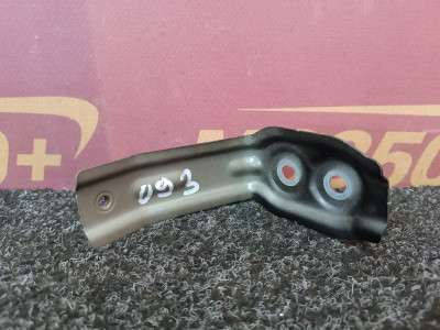 Б/у Кронштейн (кріплення) крила лівий BMW XM G09