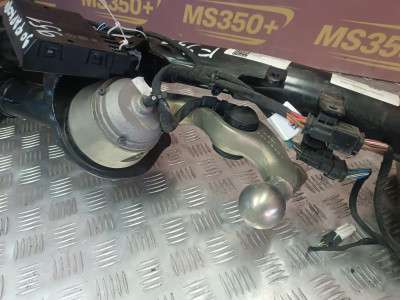Б/у Фаркоп (причіпний пристрій) BMW X5M F95