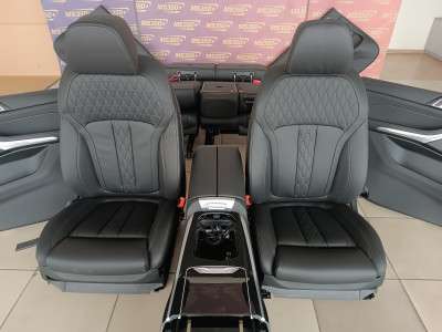 Б/в Салон (сидения) комплект BMW X7 G07