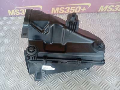 Б/у Корпус повітряного фільтра BMW X6M F96