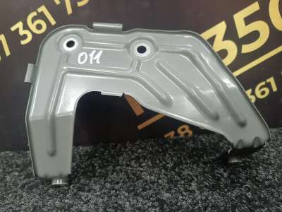 Б/в Кронштейн (крепление) крыла правый BMW X3 G01