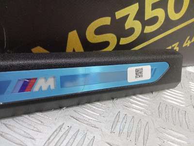 Б/у Накладка декоративна на поріг права BMW X5 G05