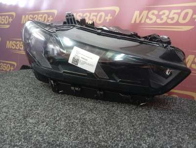 Б/у Фара передня права BMW X5 G05