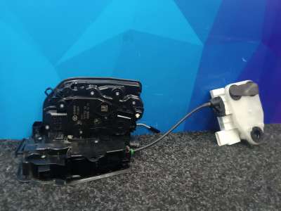 Б/в Замок двери передней правой BMW X7 G07