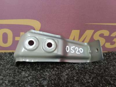 Б/в Кронштейн (крепление) крыла правый BMW X5 G05