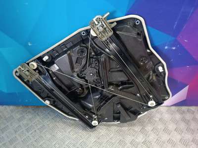 Б/у Склопідйомник електричний двері задньої правої BMW XM G09