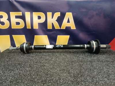 Б/у Піввісь задня ліва/права (привідний вал шрус) BMW X5 G05