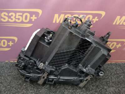 Б/у Фара передня права BMW X7 G07