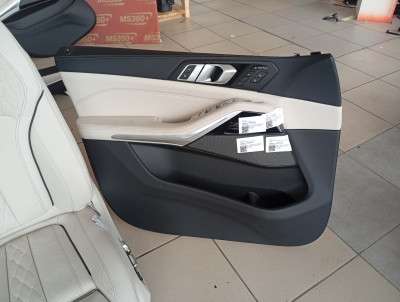 Б/в Салон (сидения) комплект BMW X7 G07