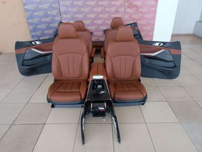 Б/в Салон (сидения) комплект BMW X7 G07
