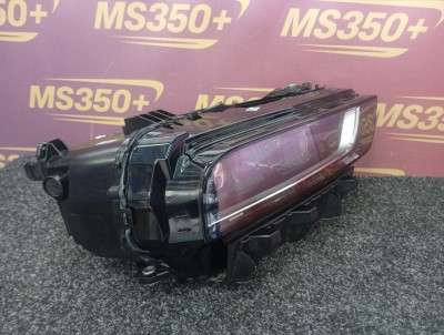 Б/у Фара передня права BMW X7 G07