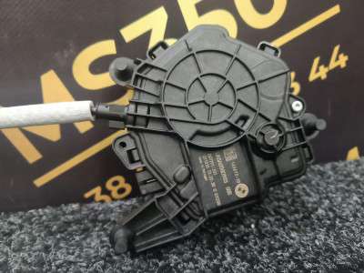 Б/в Замок крышки (двери) багажника BMW X5 G05