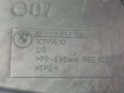 Б/у Локер переднього лівого підкрилка BMW X7 G07