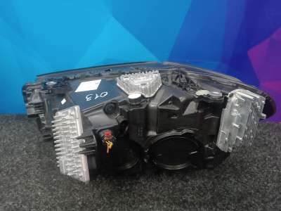 Б/у Фара передня права BMW X3 G01