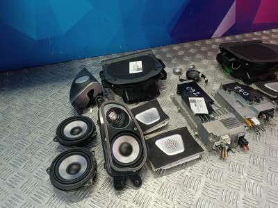 Б/у Комплект аудіосистеми BMW XM G09
