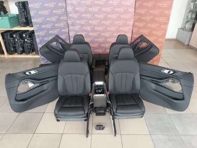 Б/в Салон (сидения) комплект BMW X7 G07