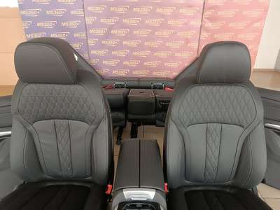 Б/у Салон (сидіння) комплект BMW X7 G07