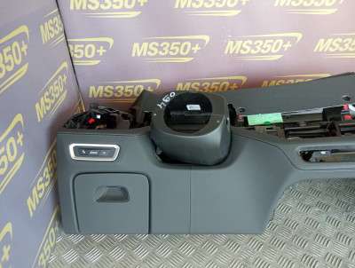 Б/в Торпедо (панель передняя) BMW XM G09