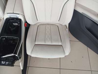 Б/в Салон (сидения) комплект BMW X7 G07