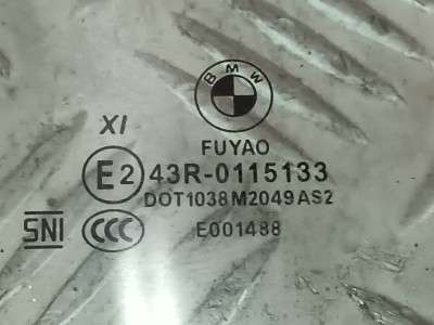Б/у Скло бокових дверей задніх правих BMW X7 G07