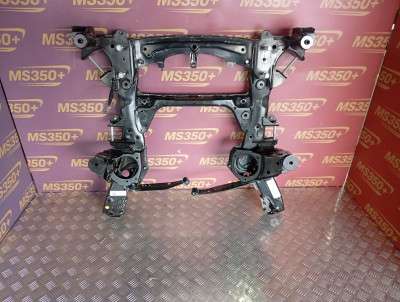 Б/у Балка передня (підрамник) BMW X6M F96