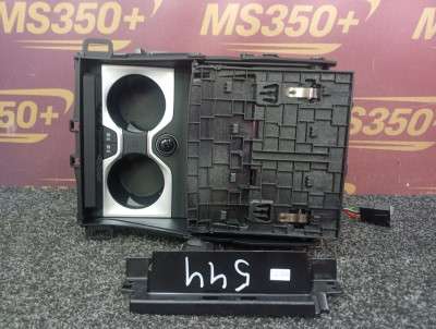 Б/в Подстаканник BMW X5 G05