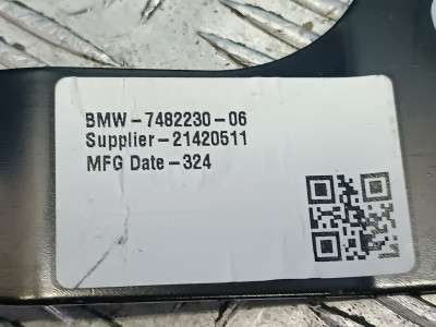 Б/у Кронштейн (кріплення) заднього бампера центральний BMW X7 G07