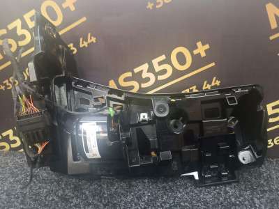 Б/в Кронштейн (крепление) заднего бампера правый BMW X5 G05