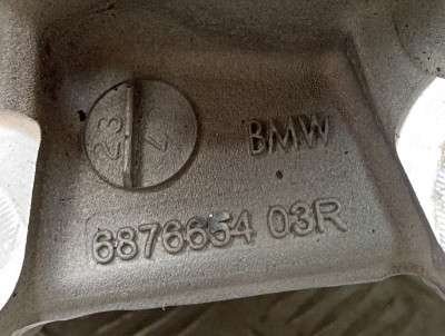 Б/в Ступица (кулак цапфа) задняя правая BMW X7 G07