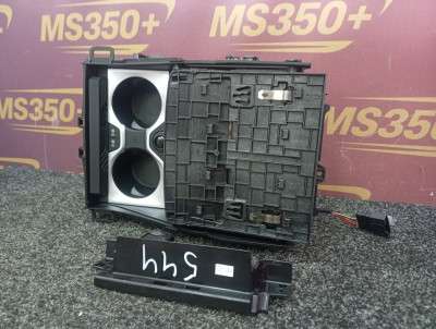 Б/в Подстаканник BMW X5 G05