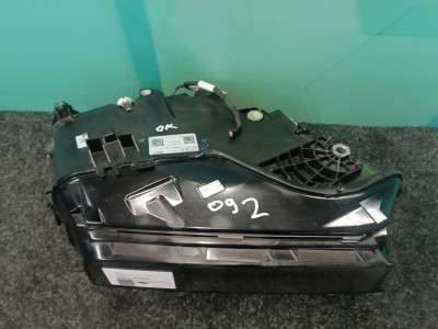 Б/у Фара передня права BMW XM G09