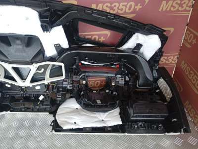 Б/у Торпедо (панель передня) BMW X7 G07