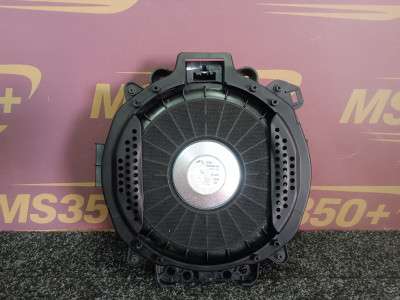 Б/у Сабвуфер BMW X5 G05