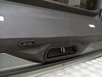 Б/у Кришка багажника (двері) BMW X5 G05