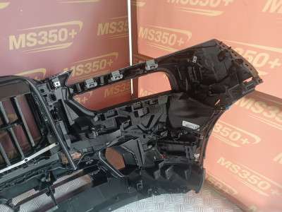 Б/у Бампер передній BMW X7 G07