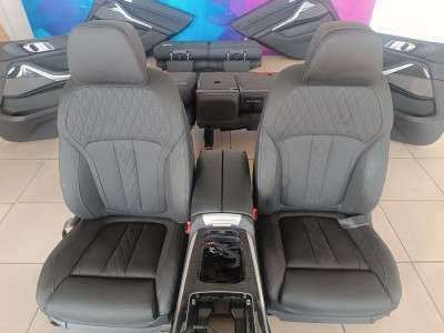 Б/в Салон (сидения) комплект BMW X7 G07