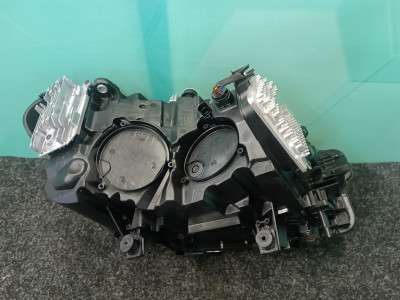 Б/у Фара передня ліва BMW X4 G02