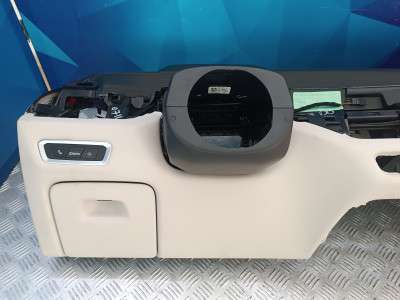 Б/у Торпедо (панель передня) BMW X7 G07