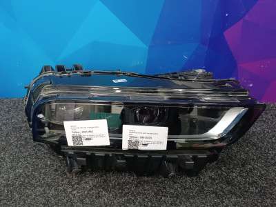 Б/у Фара передня права BMW X7 G07