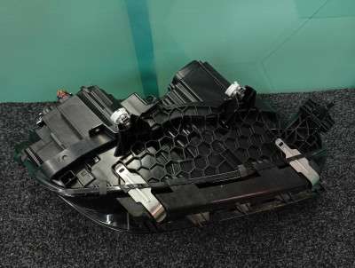 Б/у Фара передня ліва BMW X5 G05