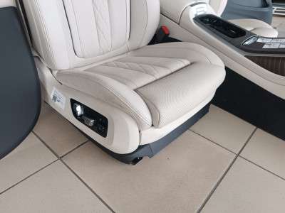 Б/в Салон (сидения) комплект BMW X7 G07