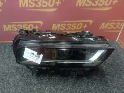 Б/у Фара передня права BMW X7 G07