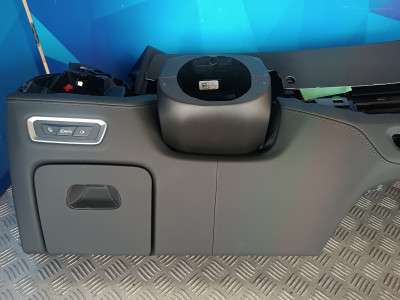 Б/в Торпедо (панель передняя) BMW XM G09