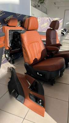Б/у Салон (сидіння) комплект BMW X7 G07