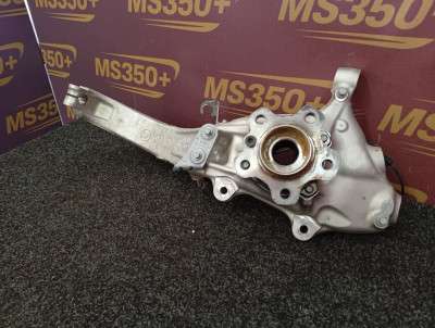 Б/у Ступиця (кулак цапфа) передня права BMW X5 G05