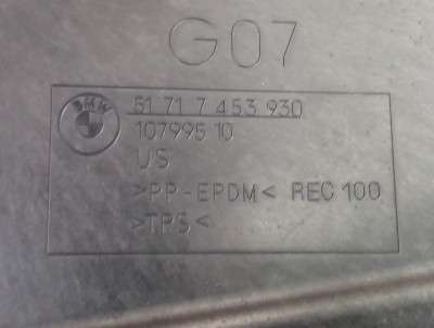 Б/у Локер переднього правого підкрилка BMW X7 G07