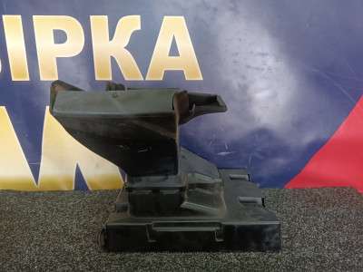 Б/в Воздуховод радиатора BMW XM G09