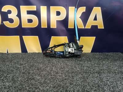 Б/у Ручка дверей зовнішня ліва сторона задня/передня BMW X7 G07