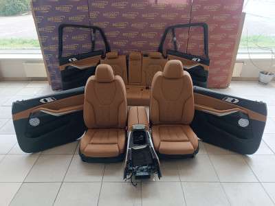 Б/в Салон (сидения) комплект BMW X5 G05